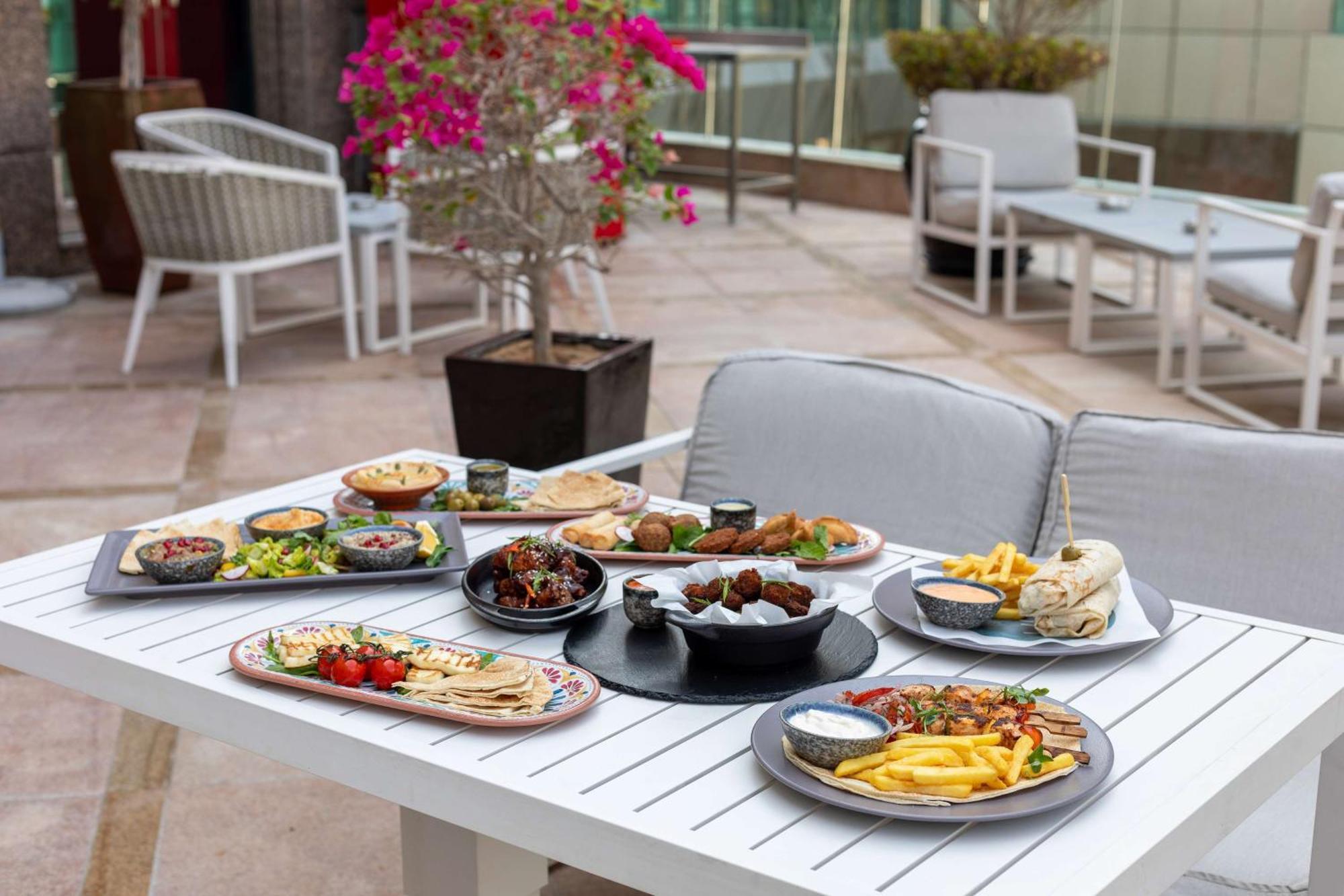 Radisson Blu Hotel, Dubai Media City Εξωτερικό φωτογραφία